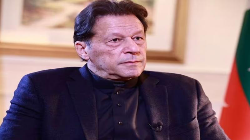 Pak: Arrest warrant issued against Imran Khan for threatening female judge