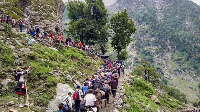 After 12 years, number of devotees coming on Amarnath Yatra crosses 5 lakhs news in hindi