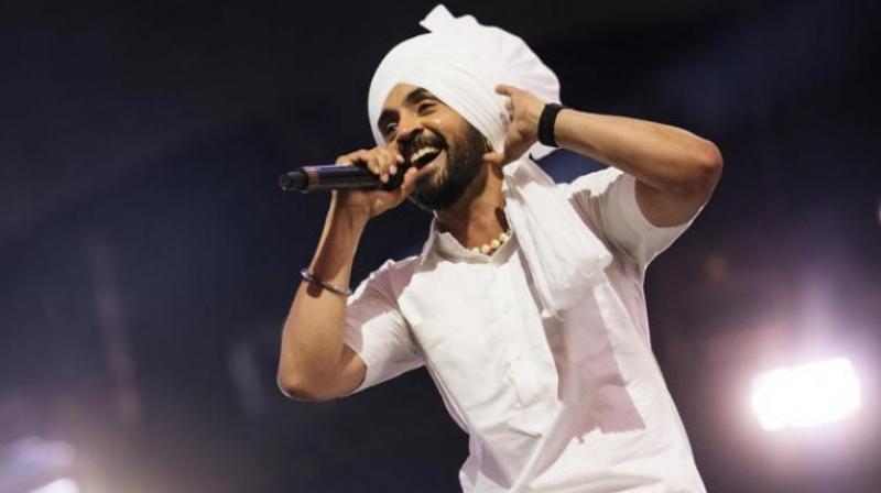 Diljit Dosanjh's Delhi show surrounded by controversies, fan sent notice to the singer