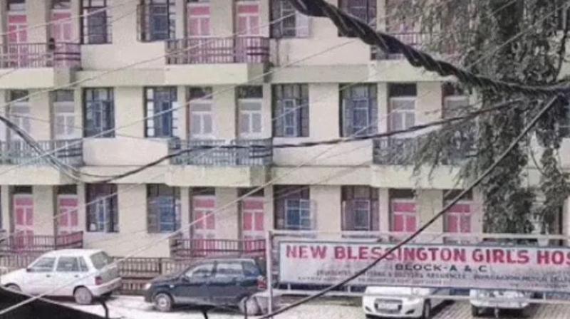 A young man died after falling from the fourth floor of girls hostel at midnight news