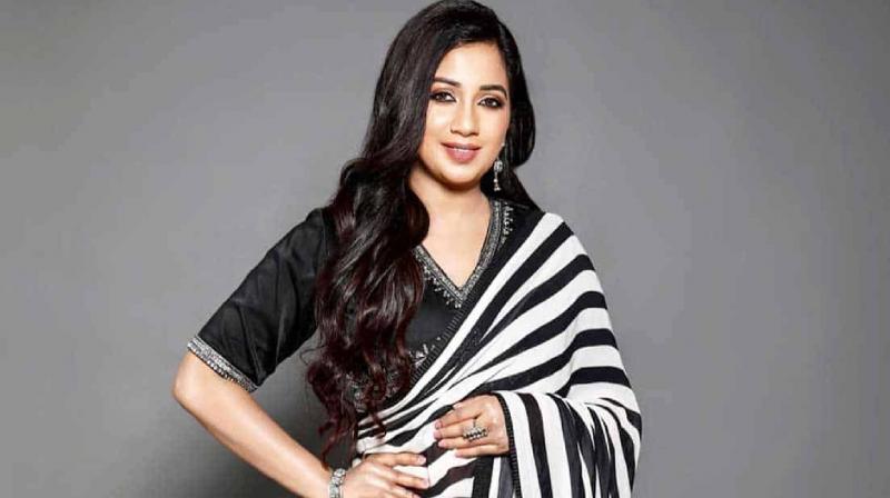 Singer Shreya Ghoshal canceled the program amid protests news in hindi