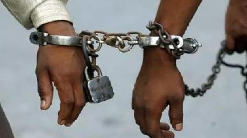 UP Crime: Two persons arrested with drugs