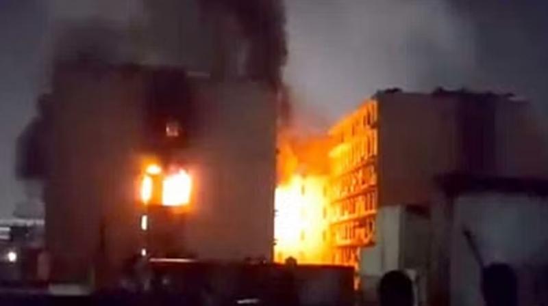 Hyderabad: A massive fire broke out in a multi-storey building, six people died (फोटो साभार सोशल मीडिया)