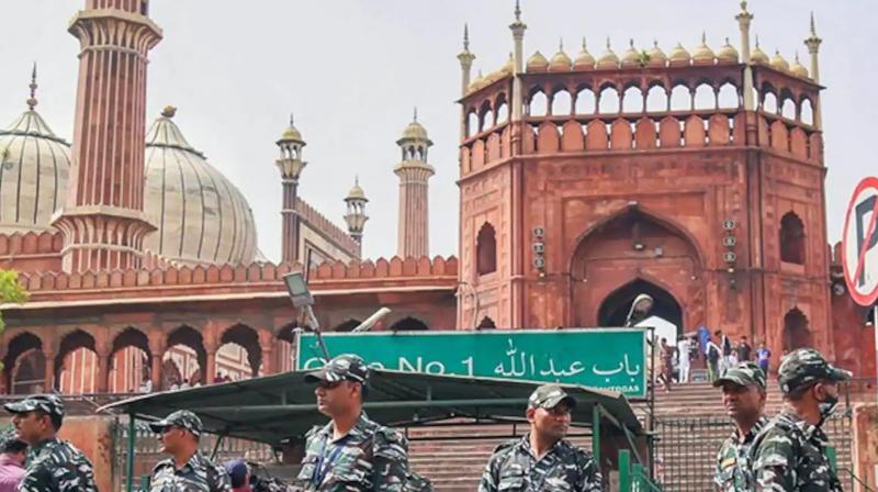 Entry of girls in Delhi's famous Jama Masjid is now banned