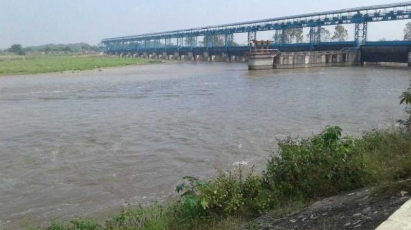 Uttar Pradesh: District administration removed illegal occupation from the land of Ganga, Ramganga rivers