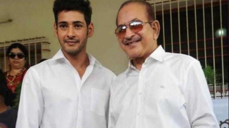 Mahesh Babu has lost his mother 2 months ago, now his father has died.