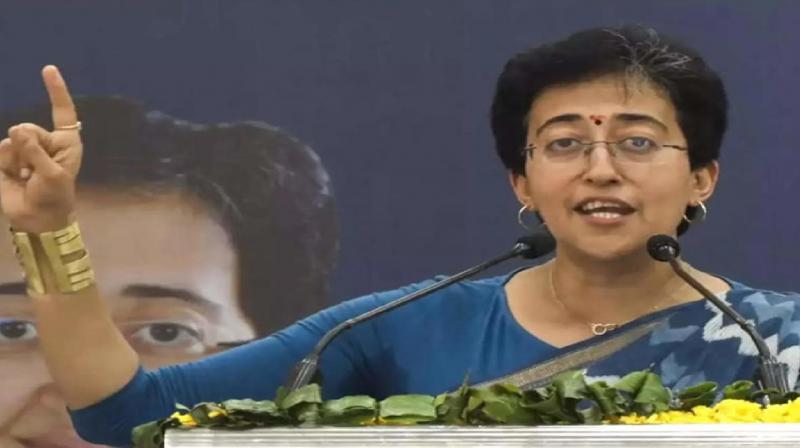 Atishi took oath as Chief Minister of Delhi news in hindi