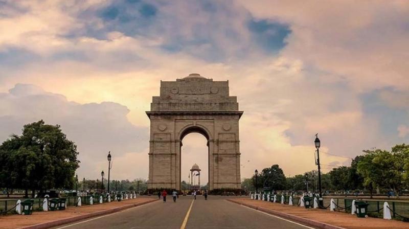 Delhi likely to be cloudy, minimum temperature 10.2 degree Celsius