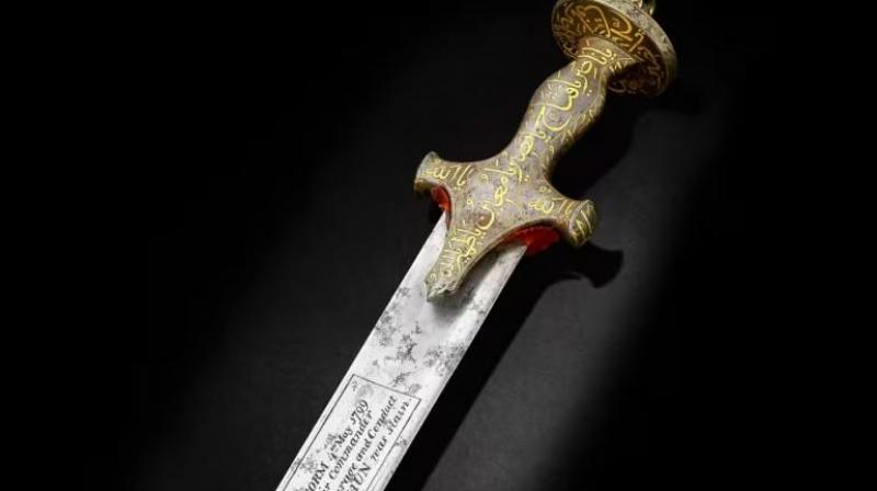 Vicky Tipu Sultan's sword in 140 crores, broke all auction records