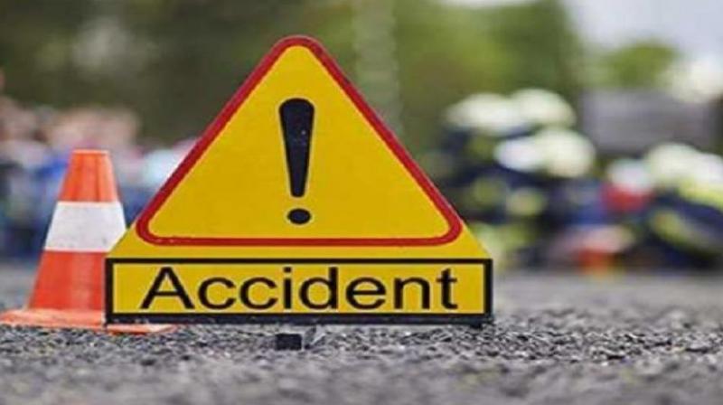 UP News: Death toll in collision between van and truck in Hathras rises to 17