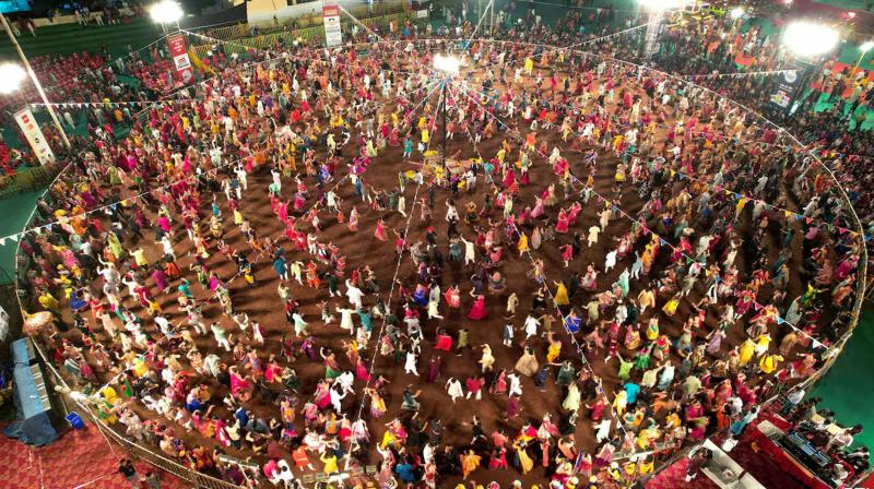 Case registered against two people for selling fake garba tickets in Thane