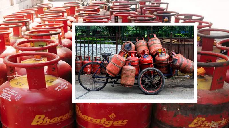 Big relief on first day of May, LPG cylinder cheaper news in hindi