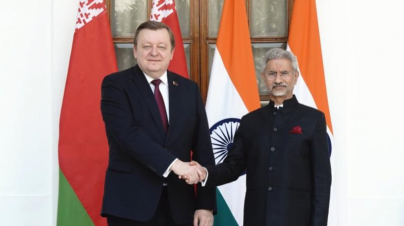 Discussion on bilateral relations between Belarus and India
