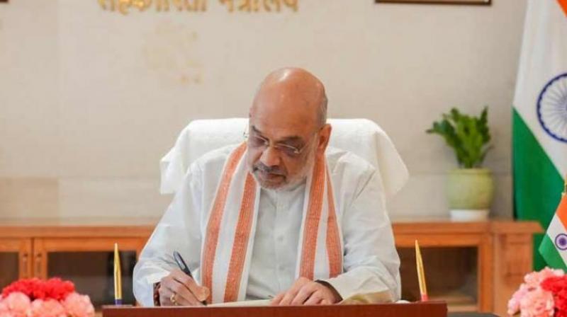 Amit Shah reviews security situation in Jammu Kashmir news in hindi