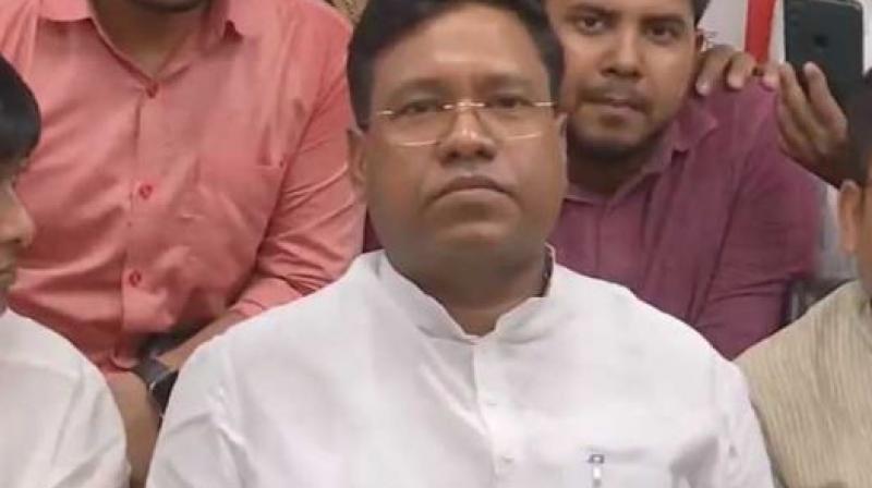 Bihar: Jitan Manjhi's son resigns from Nitish cabinet