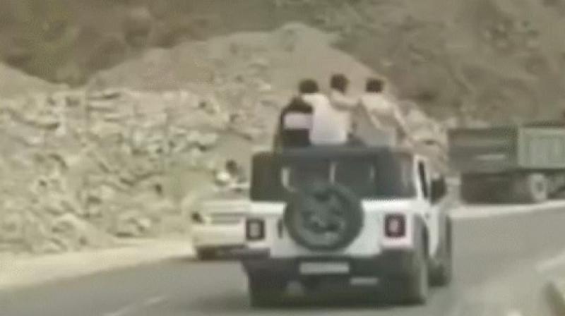 Himachal Police caught 8 youths from Punjab doing dangerous stunts in a car