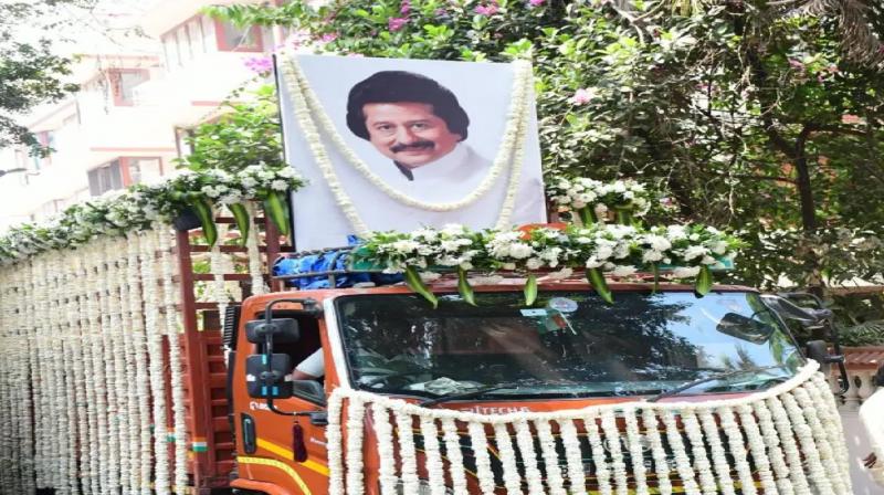Pankaj Udhas's funeral today, artists arriving for last darshan news in hindi