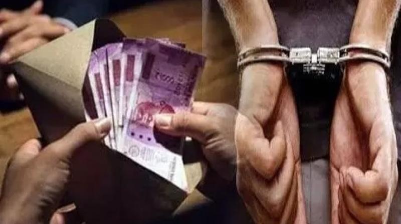 Haryana: Sub-inspector arrested for taking bribe in Faridabad