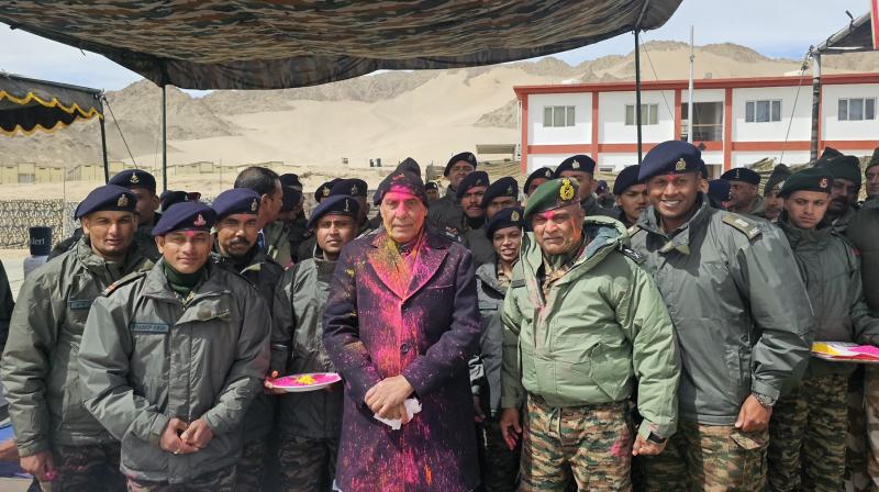 Rajnath Singh celebrated Holi with armed forces personnel in Leh