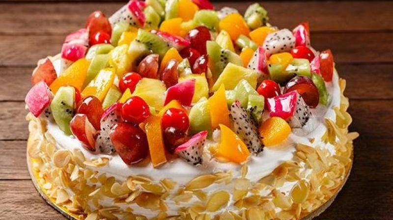 Fruits and Nuts Cake Recipe: Make this tasty cake for your family members this Christmas, it is easy to make