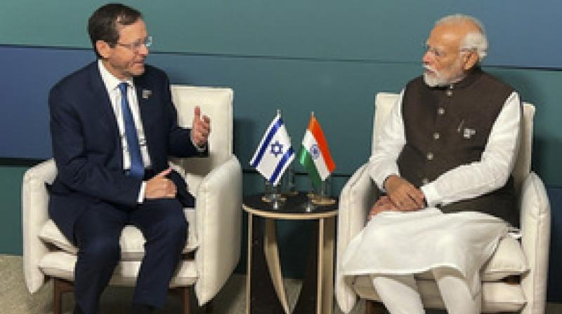 Prime Minister Modi met the President of Israel (photo- pti)