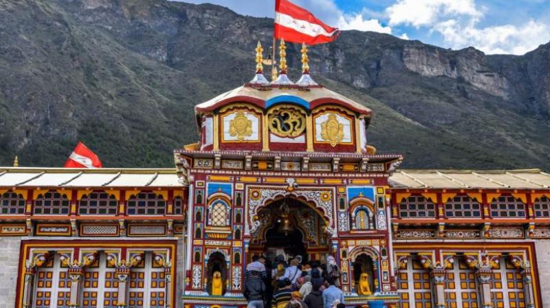 4 pilgrims die due to heart failure in Shri Badrinath Dham news in hindi