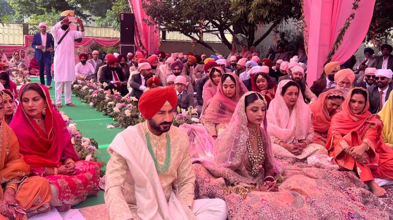  Gurmeet Singh Meet Hayer and Dr Gurveen Kaur Wedding Pics