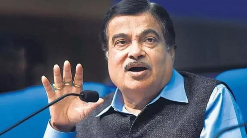 Would rather jump into well than join Congress: Gadkari