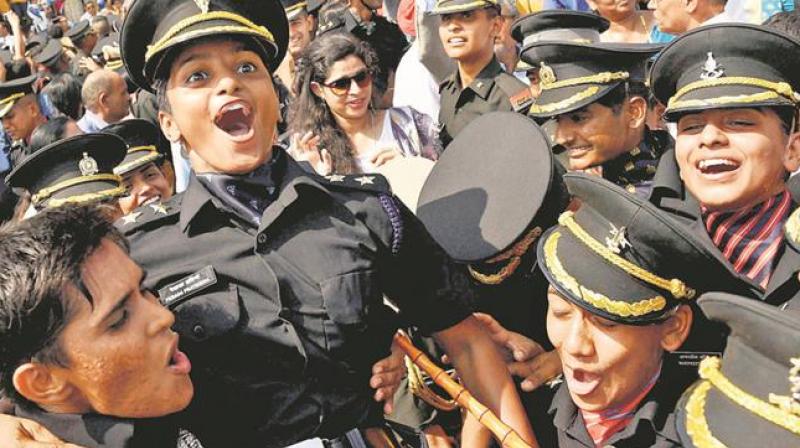 For the first time, six Army women officers clear DSSC exam