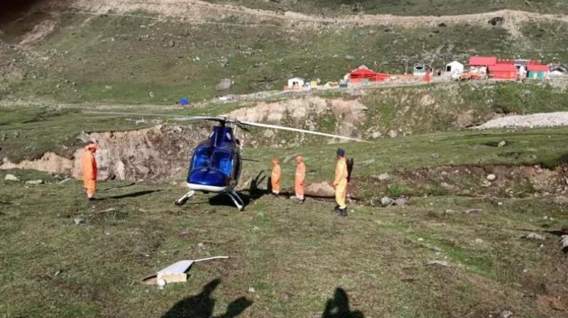   helicopter Emergency landing in Kedarnath news in hindi 