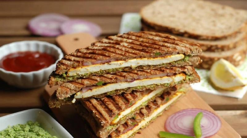 Quinoa(Bathua) Paneer Sandwich Recipe News in Hindi