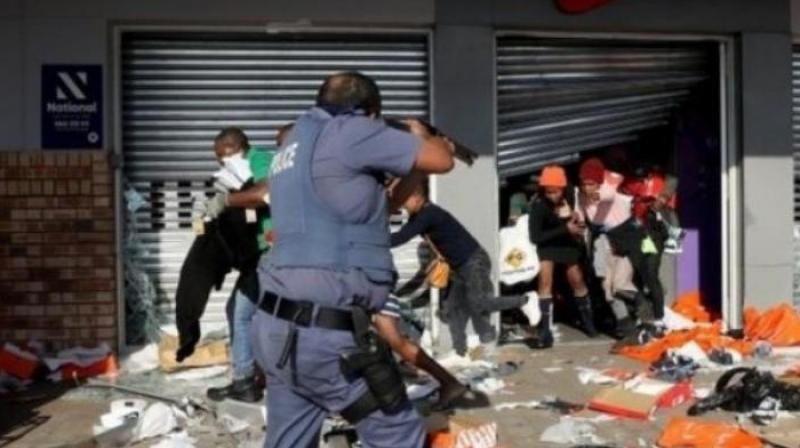  Encounter between police and robbers in South Africa, 18 robbers including 2 women killed