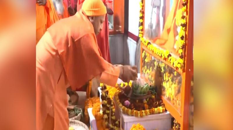  Chief Minister Adityanath offered the sacred pot of faith to Guru Gorakhnath.