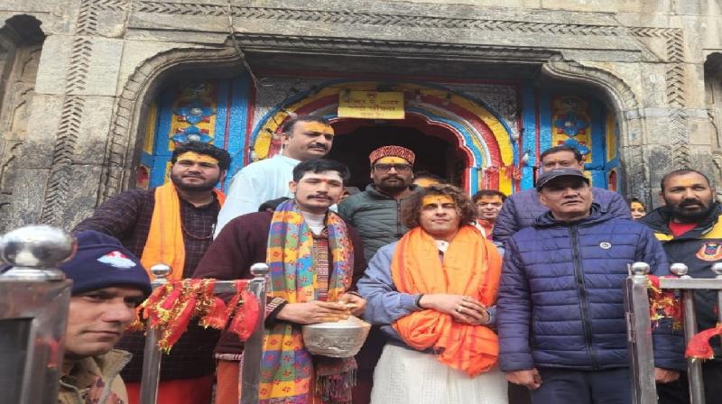 Sonu Nigam reached Uttarakhand Kedarnath temple news in hindi