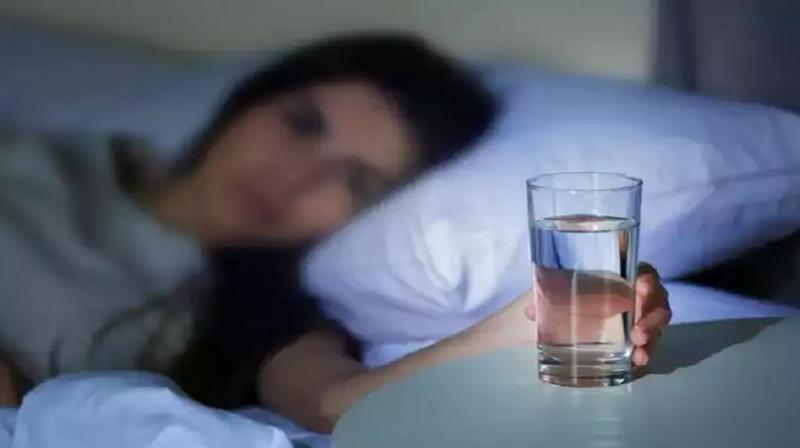 Know here how beneficial it is to drink water before sleeping at night