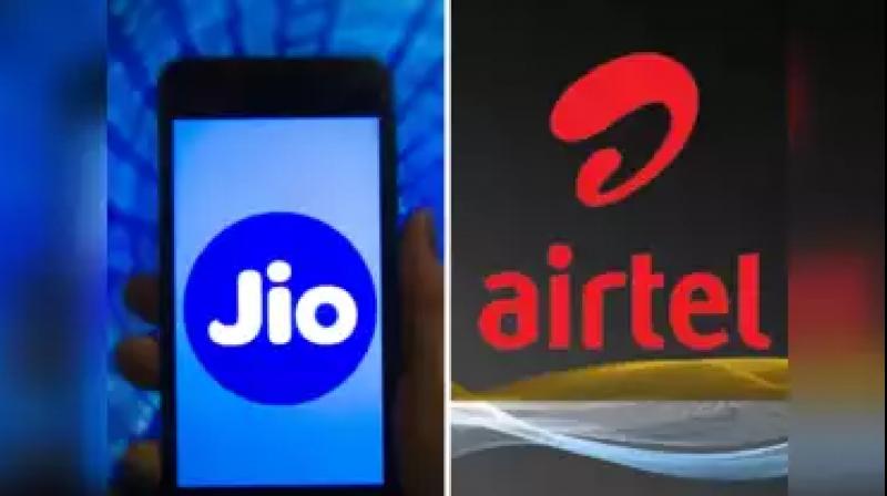 Jio and Airtel made their recharge plans expensive Latest news in hindi
