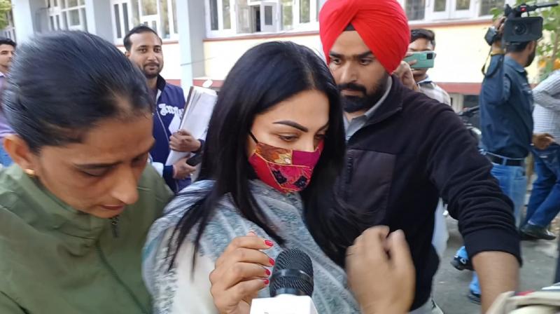 Neeru Bajwa appeared in Amritsar court news in hindi