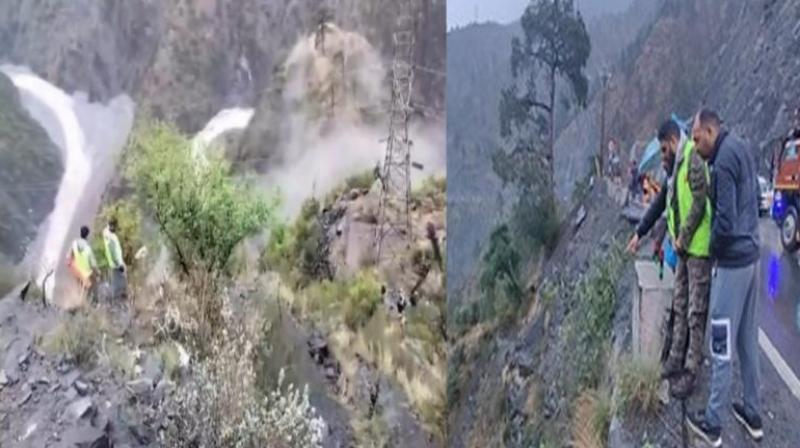 suv car falls into gorge in J&K's Ramban 10 killed news in hindi