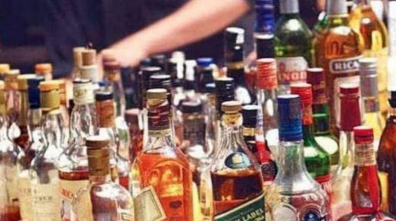 New Delhi News 24 lakh bottles of liquor sold in Delhi on New Year's Eve