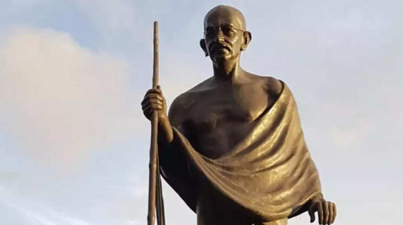 Delhi: Plan to install Gandhi's statue on Nelson Mandela Marg (प्रतिकात्मक फोटो)