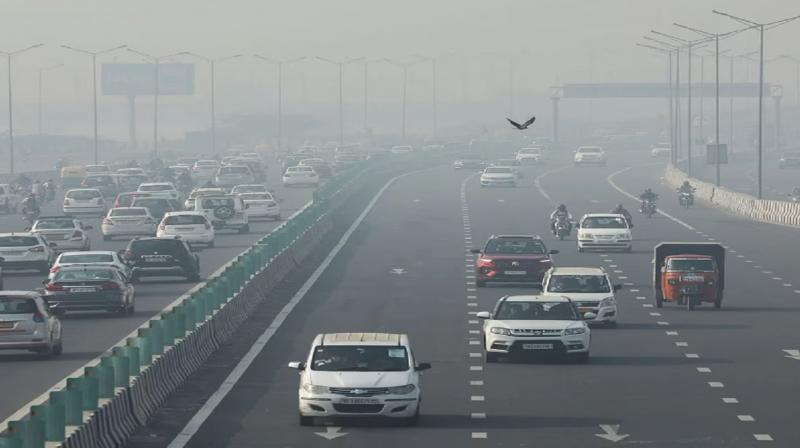 New Delhi: Delhi's air quality reaches 'poor' category. (प्रतिकत्मक फोटो)