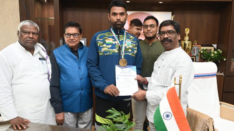 Jharkhand State Kick Boxing Association met Chief Minister Soren