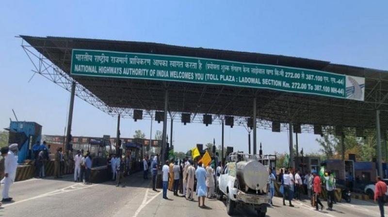 Ladowal toll plaza free on third day news in hindi