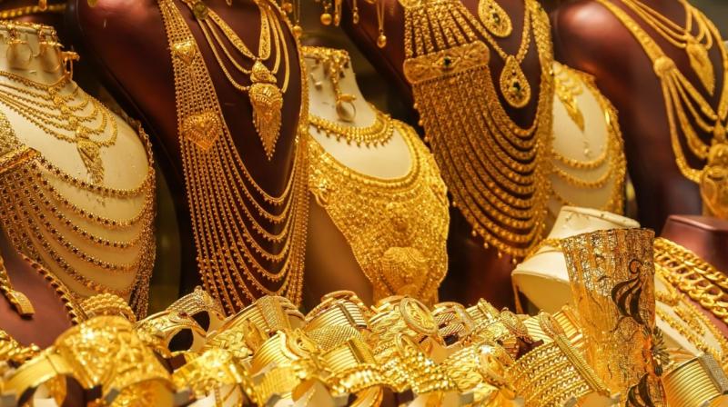 Gold import tripled, price increased by Rs 3000 news in hindi