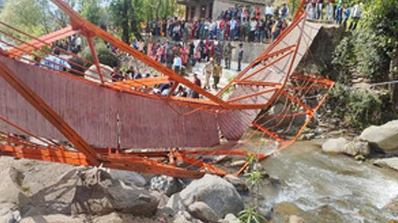 Jammu Kashmir: Footbridge broken in Udhampur, 40 injured