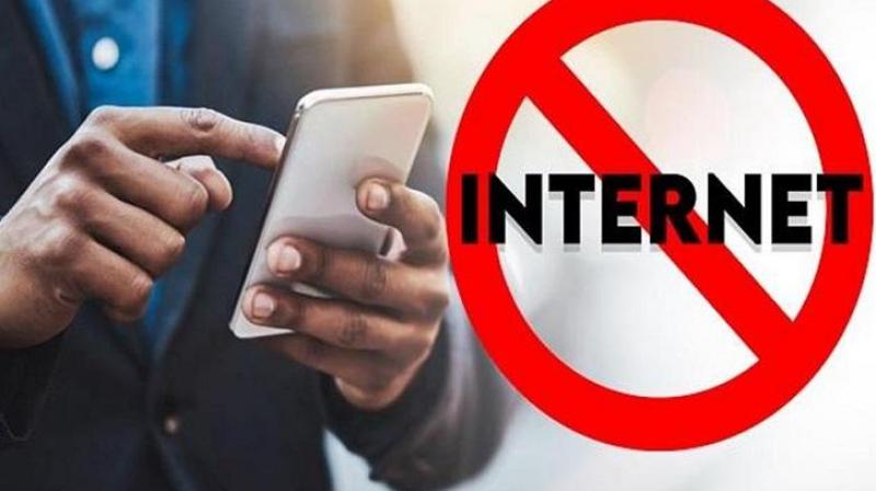 Punjab government extends ban on mobile internet and SMS services till Tuesday afternoon