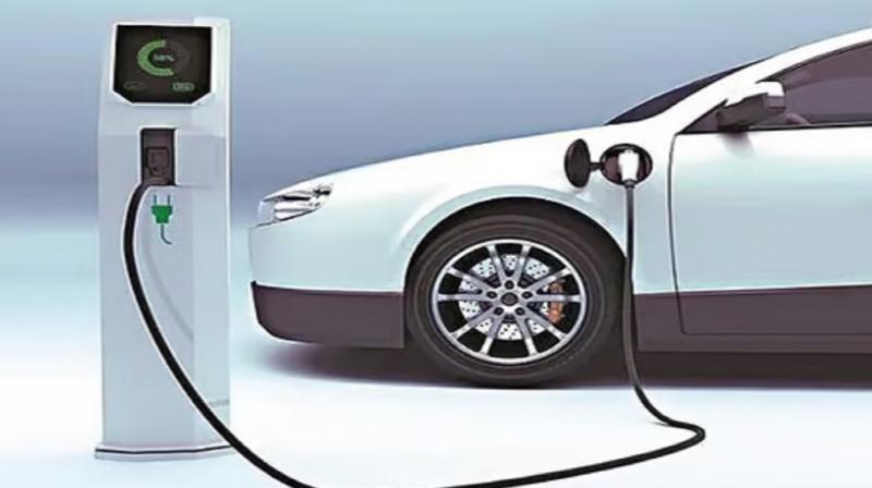 Chandigarh leads in electric vehicle EV adoption News In Hindi Goa at second place