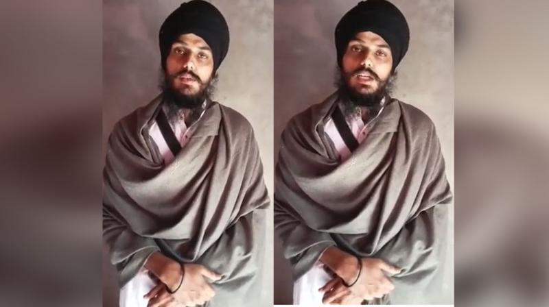 Amritpal, absconding from the custody of Punjab Police, went LIVE, appealed to the Jathedar