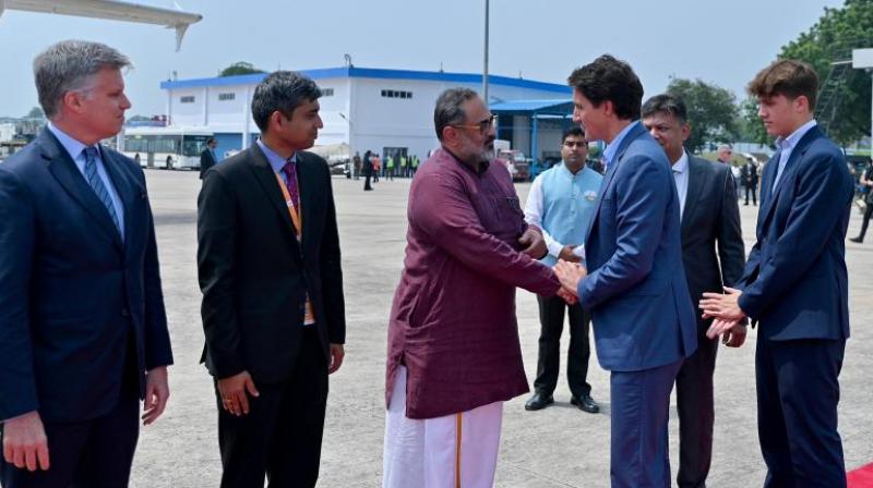 Minister Rajeev Chandrasekhar was at the airport today to thank Mr. Justin Trudeau, Hon’ble Prime Minister of Canada for his presence at the G20Summit and wished him and his entourage a safe trip back home.